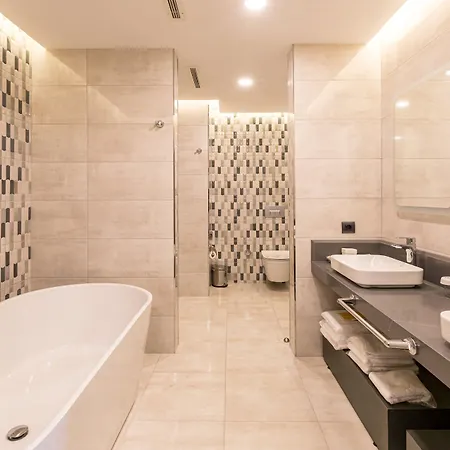 Sarar Kizilcikli Hotel 3*