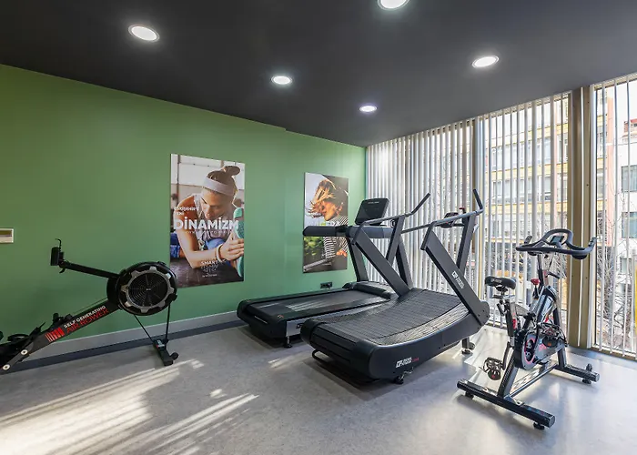 ホテル Sarar Kizilcikli エスキシェヒル