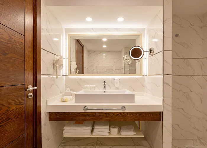 Sarar Kizilcikli ホテル