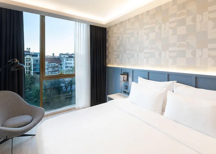 ホテル Sarar Kizilcikli エスキシェヒル