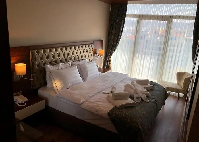 Sarar Kizilcikli ホテル 3*